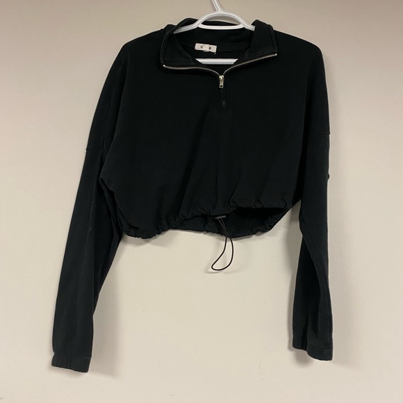 Garage zip up - Picture 2 of 5